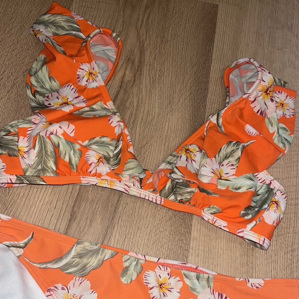 Orange floral bikini - Picture 2 of 5